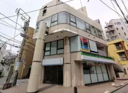 目白駅 徒歩1分 駅至近 B1F スケルトン物件 【飲食可】外観