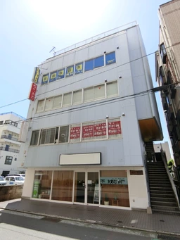 伊勢原駅 徒歩3分 スケルトン物件 【飲食不可】外観