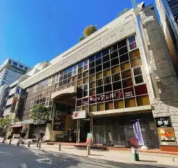 赤坂駅 徒歩7分 B1F-B102区画 スケルトン物件 【飲食可】外観