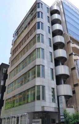 溜池山王駅 徒歩1分 榎坂通り角地 1Fスケルトン物件 【軽飲食可】外観