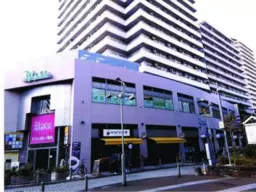 川口駅徒歩３分の好立地の複合施設内テナントです！サービス、物販など業種ご相談可能✴︎飲食不可外観