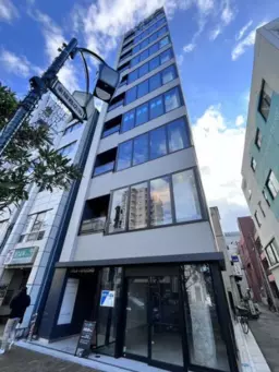 木場駅 徒歩2分 永代通り沿い 1F〈101区画〉スケルトン物件 【飲食可】外観