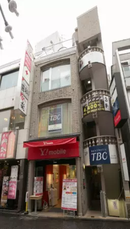 所沢駅徒歩２分の商店街ど真ん中の好立地！物販、ジム、サロン、スクールご相談可能です！飲食不可