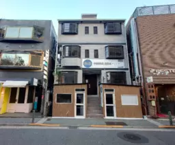 人気エリア代官山駅徒歩2分!視認性も◎現況渡しになります!(重飲食相談可能)外観