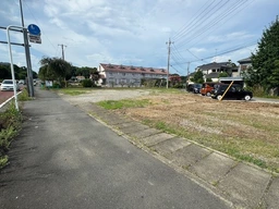東松山インター沿い 県道角地2面入庫可 森林公園駅6分 貸地 建貸もご相談可能 敷地157坪