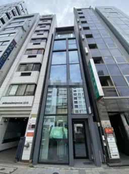 表参道駅 徒歩3分 1F-4F一棟貸し 造作譲渡無償 サロン居抜き物件【軽飲食可】外観