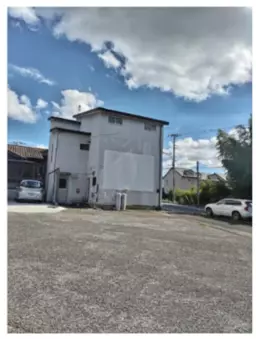 ■馬込沢駅 徒歩28分 現況:その他居抜き物件 分割貸相談可 【飲食可/風俗不可/その他の職業については要相談】外観