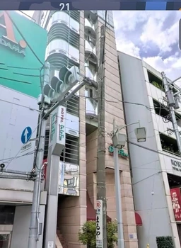 西荻窪駅 徒歩1分 スケルトン物件 【飲食可】外観