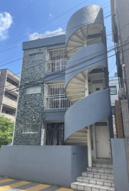 ■麻布十番駅 徒歩10分 現況:その他 その他居抜きなど物件 【業種相談】※屋上使用可能(ドックラン等用途要相談)外観