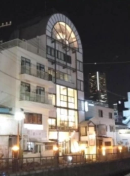 ■日ノ出町駅【美容室・理容室・エステサロン・マッサージ・整体院・歯科・病院・クリニック・物販・塾・スクール等可】外観