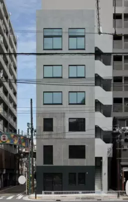 桜木町駅 徒歩4分 平戸桜木道路・中央通りに面する角地 2Fスケルトン物件【飲食可】外観