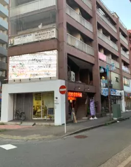 新丸子駅 徒歩3分 専用階段あり 2F居酒屋居抜き物件【飲食可】外観