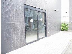 門前仲町駅 徒歩1分 スケルトン物件 【飲食不可】※賃料が350,000円(税抜)まで下がっております外観