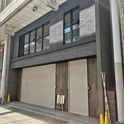 平塚駅 徒歩3分 紅谷パールロード商店街【重飲食可・ガス引込無し】外観