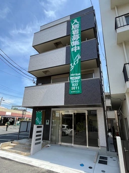 京急久里浜駅 徒歩2分 スケルトン物件 (軽飲食程度相談)外観