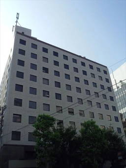 神保町駅 徒歩1分 白山通り沿い1階スケルトン物件 【軽飲食可】テラス席利用相談可外観