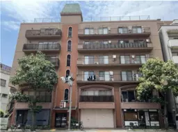 四谷三丁目駅 徒歩10分 外苑西通り沿い 1F《102号室》スケルトン物件【飲食可】外観