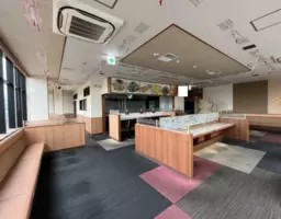 小手指駅 徒歩1分 駅前商業施設内 2F《T-102》中華料理店居抜き物件【飲食可】外観