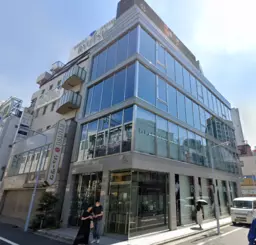 御徒町徒歩１分の視認性抜群のスケルトン物件！！（物販・サービス店舗物件）外観