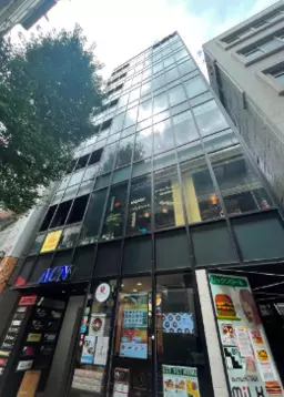 幡ヶ谷駅徒歩2分!甲州街道通り沿い!視認性◎外観