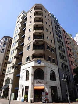 汐留イタリア街のおしゃれな街並み/1,2階のメゾネットタイプ/飲食店可能外観