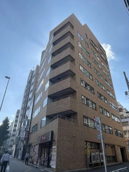 岩本町駅 徒歩2分 昭和通り1階路面店 スケルトン物件 【飲食可】外観