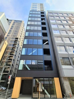 新日本橋駅 徒歩2分 スケルトン物件 【飲食可(重飲食不可)】外観