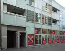 神保町駅 徒歩4分 スケルトン物件 【重飲食可】外観