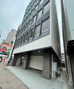 上大岡駅 徒歩4分 鎌倉街道に面する1F《101号室》事務所仕様物件 【飲食不可】外観