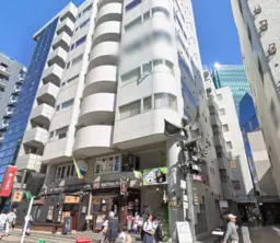 外苑前駅 徒歩2分 現況:事務所仕様【飲食不可】スタジアム通り沿い　詳細業種はご相談ください。飲食不可外観