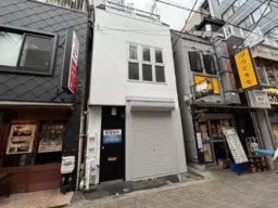 三田駅 徒歩4分 スケルトン物件 【重飲食可】慶応仲通り商店街に面する１棟物件！詳細・業種等はお気軽にご相談ください！外観