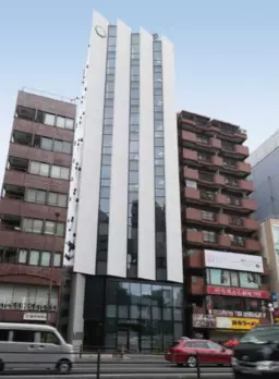三田駅 徒歩4分 4F スケルトン物件 【飲食不可】桜⽥通り沿いで視認性良好！ 築浅でクリニックに最適物件！外観