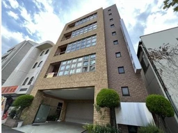 八王子駅 徒歩8分 現況:クリニック その他居抜きなど物件 【飲食不可】外観