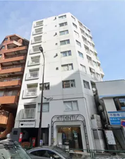 表参道駅 徒歩7分 内装リフォーム済・根津美術館近 南向き・即⼊居可・消費税含む　詳細業種はご相談ください。外観