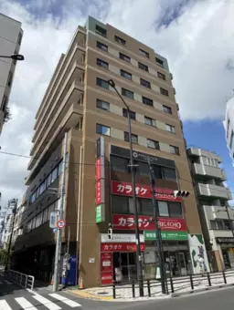 中目黒駅 徒歩2分 スケルトン物件 【業種相談】※建物⼊⼝エントランスはオートロックになっています　詳細業種はご相談外観