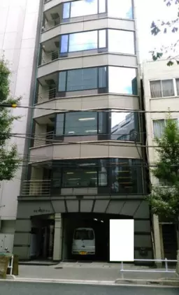 新橋駅 徒歩6分 1Fスケルトン物件 【飲食可】外観