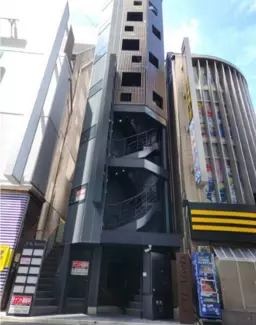 新宿駅 徒歩3分 2025年6月新築 5Fスケルトン物件【飲食可】外観