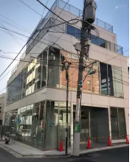 明治神宮駅徒歩1分の路面テナント!天高3.7mあり!サービス、サロン、クリニック、物販に最適です【飲食不可】外観