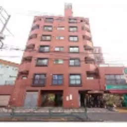 大久保駅 徒歩5分 スケルトン物件 【軽飲食可】看板取付スペースあり外観