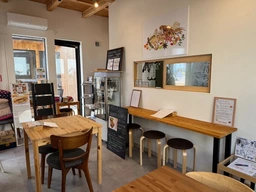 おしゃれな美麗内装！長谷駅 徒歩5分・隠れ家カフェ 飲食居抜き物件 【飲食可】外観