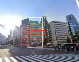 新宿駅徒歩１分！都道交差点に面する６階58坪のテナント！サービス、物販、クリニック、事務所に最適です【飲食不可】外観