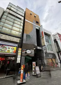 御徒町駅 徒歩3分 スケルトン物件 【飲食可(重飲食不可)】外観