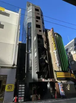 新宿駅 徒歩3分 スケルトン物件 駅前新築好立地物件！詳細業種はご相談ください！外観