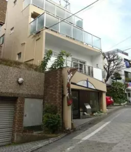 ◆造作代無償譲渡・エステサロン居抜き・専用トイレあり◆外観