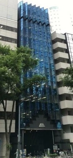 【5階】新宿駅 徒歩3分　都庁前駅 徒歩6分！南通り沿い・24時間営業可能物件！4階・9階（同坪数）同時募集中！外観