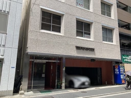 新富町駅 徒歩5分 地下1階 スケルトン物件 【飲食可(重飲食不可)】外観