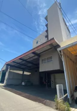 ■『苅藻駅』徒歩12分！希少な大型倉庫（工場）兼事務所物件！４階合計約693.82坪！大型エレベーター・フォークリフト付外観