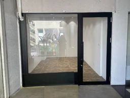 経堂駅目の前！外観