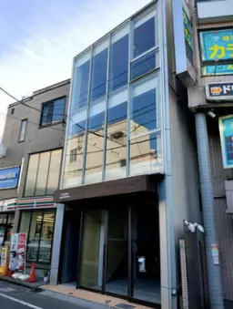 成城学園前駅 徒歩2分 スケルトン・1階路面物件(耐震構造) 【重飲食可】宣伝効果あり!外観