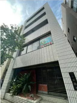 西葛西駅 徒歩4分 駅前・路面・１階居抜き物件 【重飲食可】前面ガラス張り/ シャッター付き外観